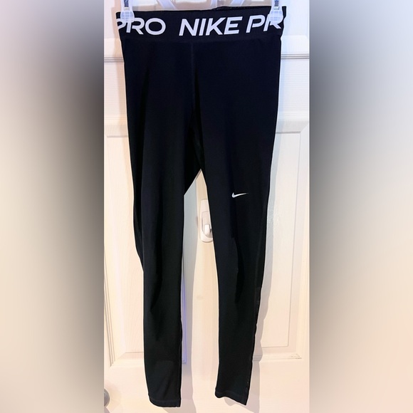 Nike Pro Women's Mid Rise Mesh Panel Black Leggings Size Small - Picture 2 of 5